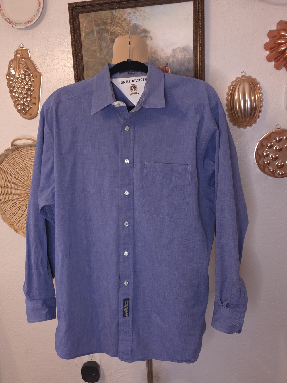 Vintage 90s Tommy Hilfiger Men’s 16.5-34 Blue Chambray Dress Shirt Crest Logo